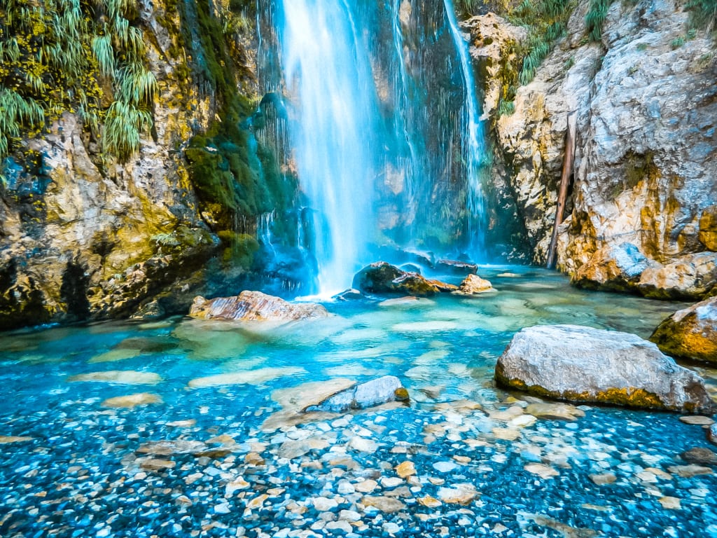 Wasserfall, Berge, Peaks of the Balkans Albanien