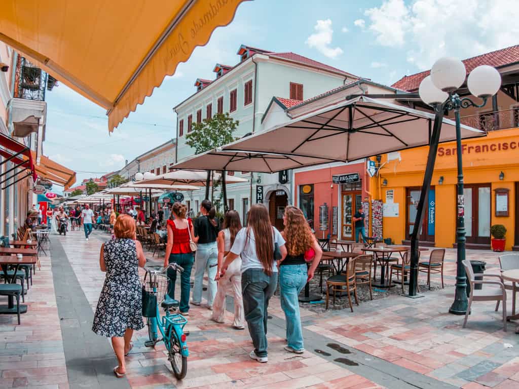 Shkodra im Norden Albaniens – Stadtansicht