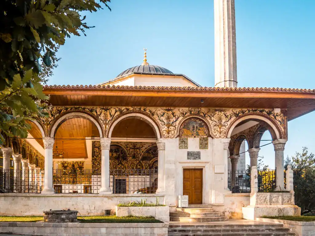 Tirana Sehenswuerdigkeiten Et'hem Bey Moschee