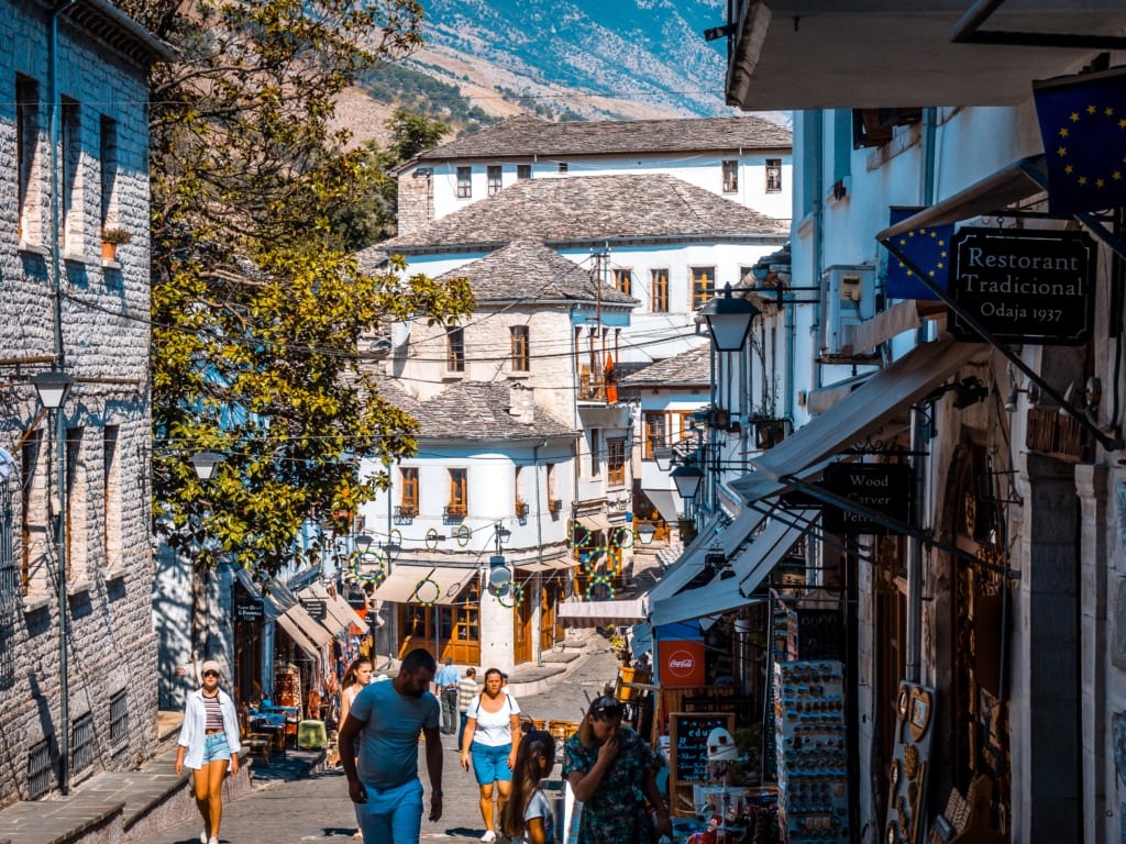 Gjirokaster, Albanien Straßenszene