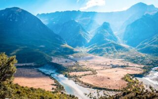 Vjosa: De laatste wilde rivier in Europa: Vjosa River Bend