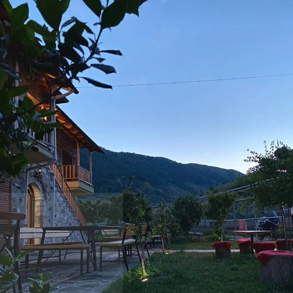 Agroturizëm Albanien Bujtina Xhebro