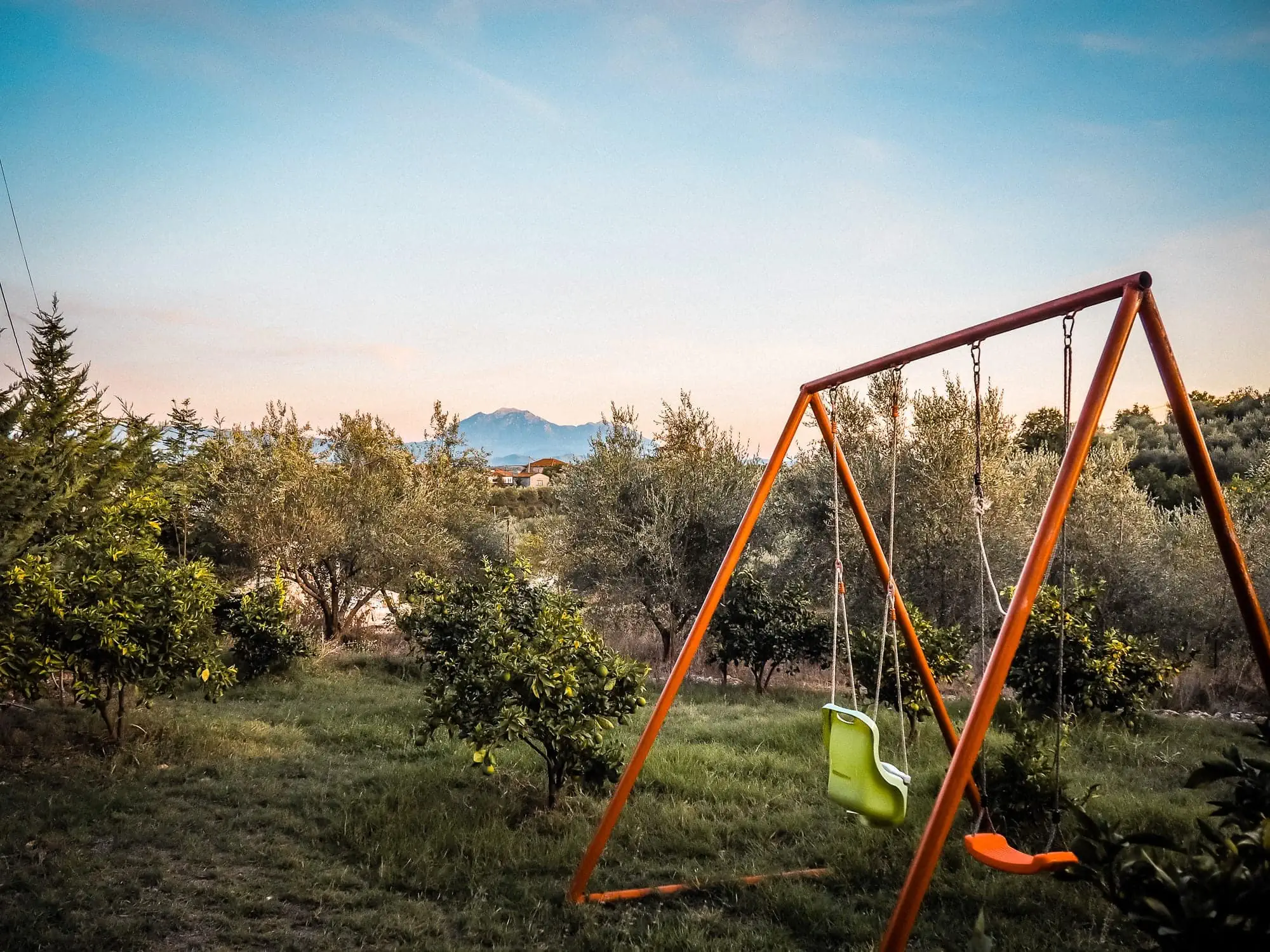 Schaukel Belsh Albanien Bujtine Dumrea Unterkunft