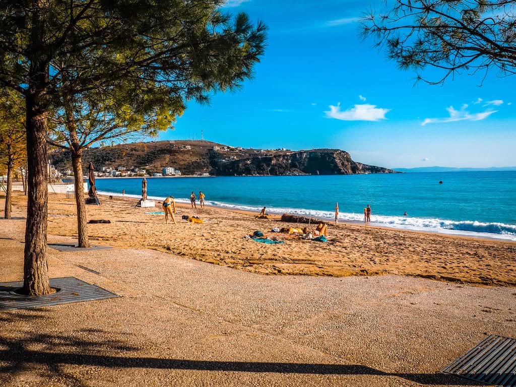 Himare beach Albanien familienfreundlicher Strand