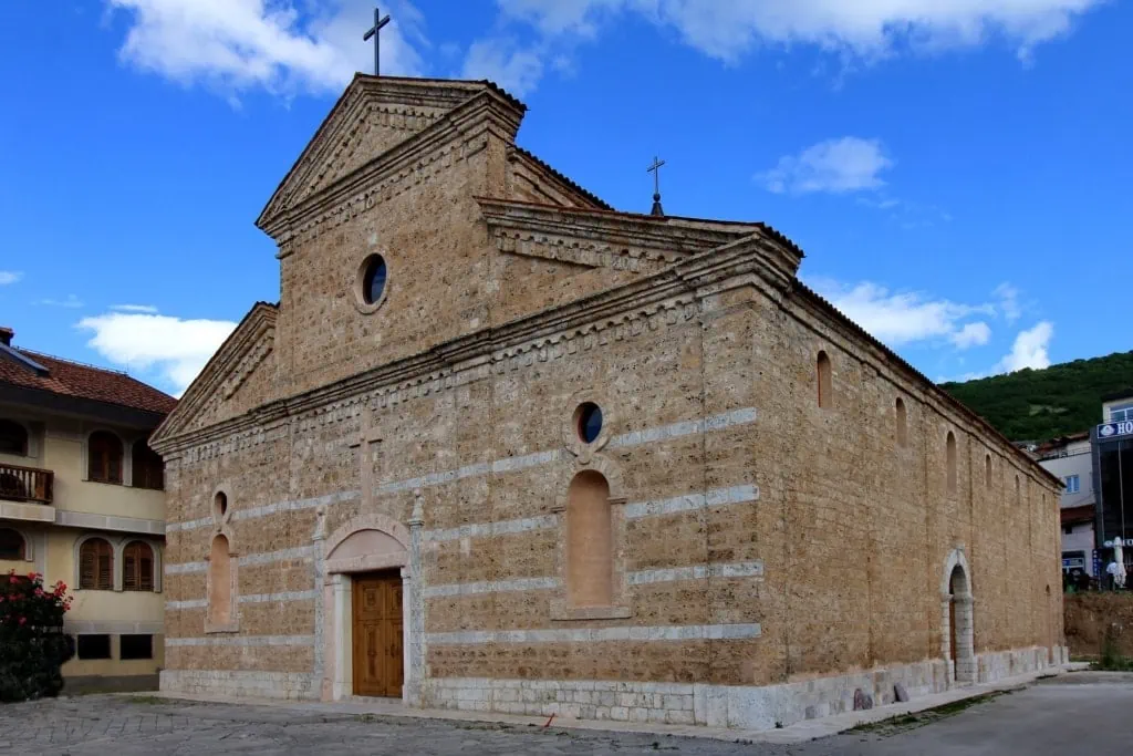 Sint-Joriskathedraal Prizren Bezienswaardigheden