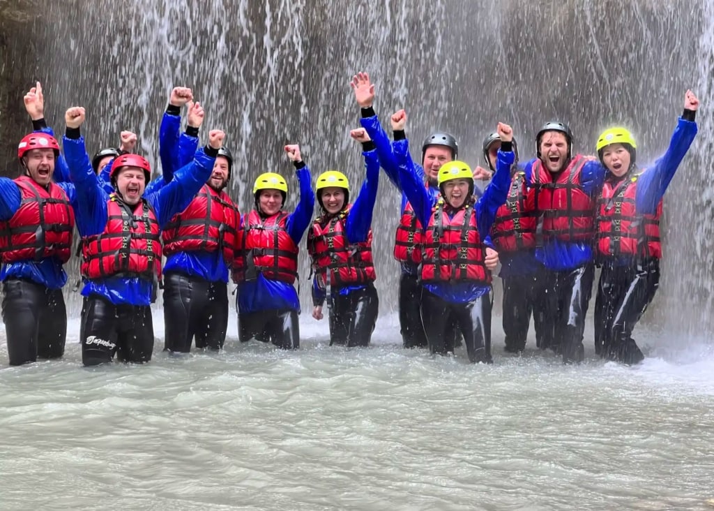 Vjosa Rafting Kayaking Gruppe