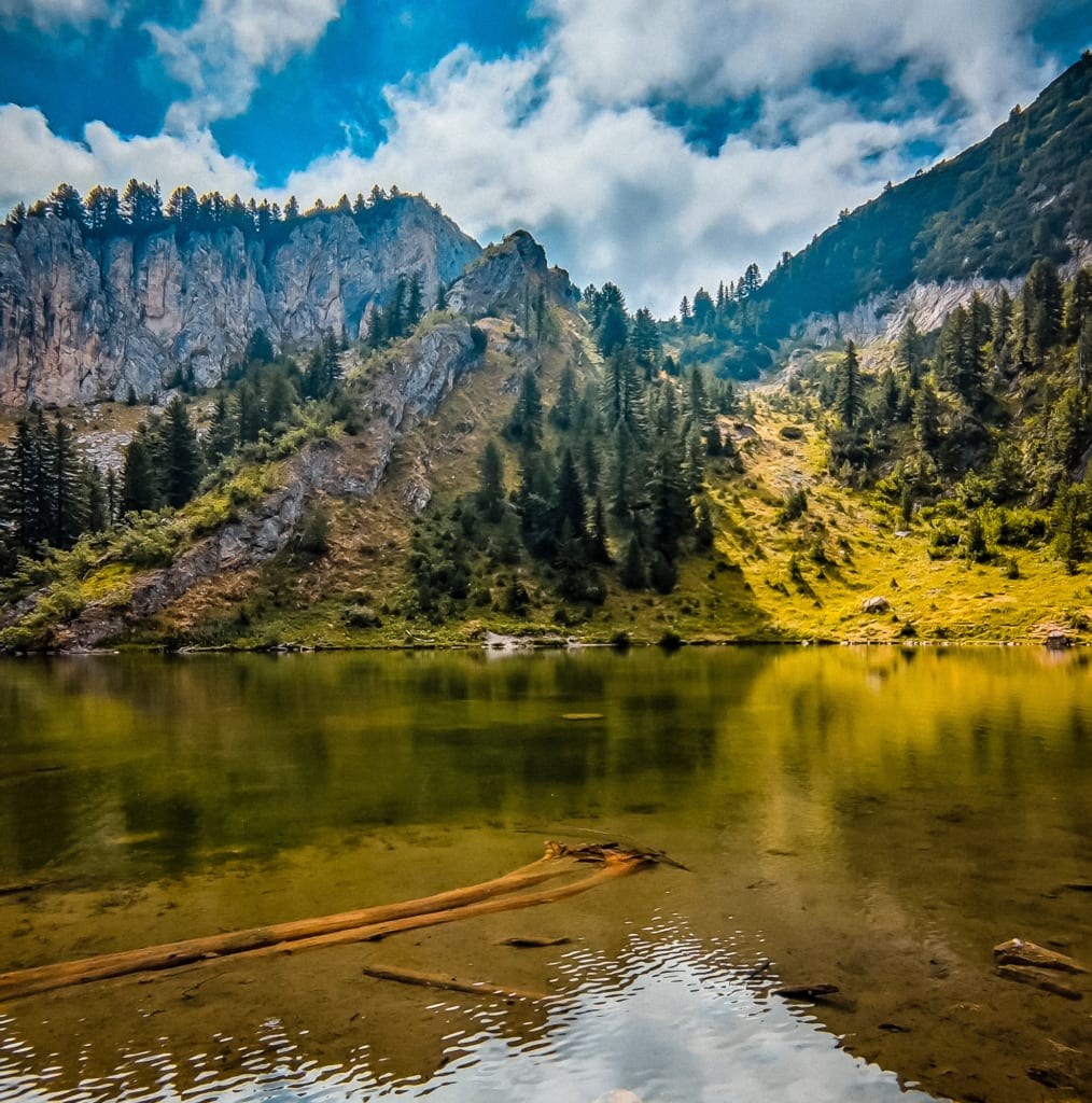 Peja Wander Tour Liqenat See