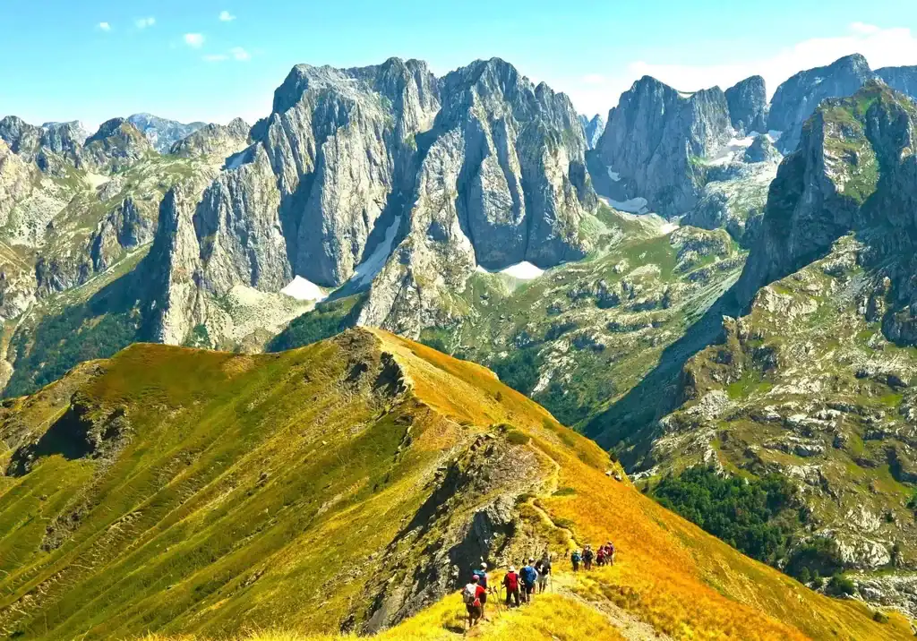 10 Day Peaks of the Balkans BNA_Mountain-Panorama Grebaje Valley