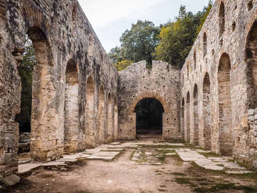 Bie Basilika im Butrint Nationalpark Albanien