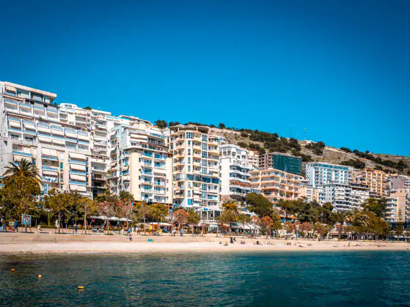 Öffentlicher Strand in Saranda