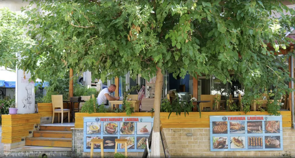 Beste barbecuerestaurant in Saranda Albanië: Taverna Laberia Terras