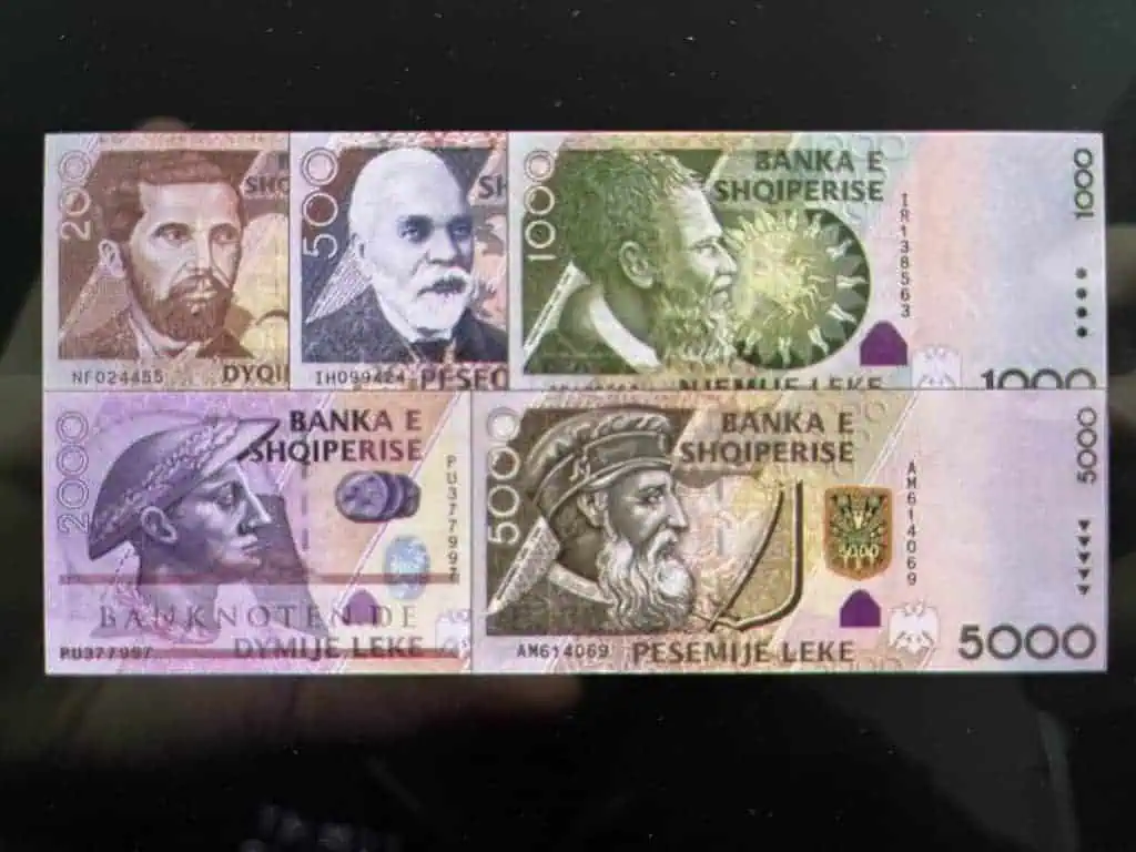 Albanië Valuta de Albanese Lek Bankbiljetten