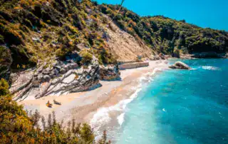 Albanien Rundreise 14 Tage Berge Meer Pulebardha Beach Saranda