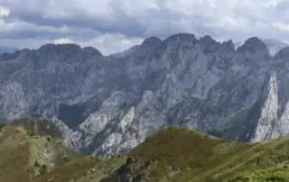 Ridge Hike to the Double Peaks of Mt. Popadija & Taljanka (2.056m)