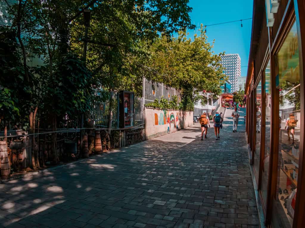 Tirana Hotels Hostels für Backpacker
