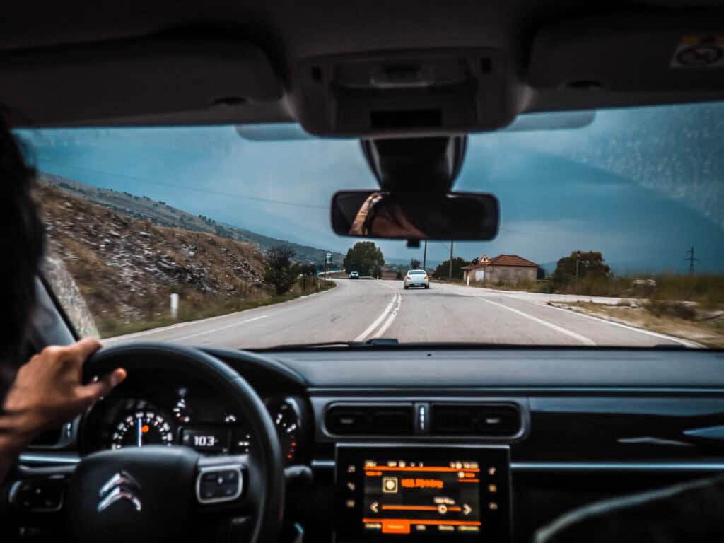 Albanien Rundreise mit dem Auto Verkehr & Straßen