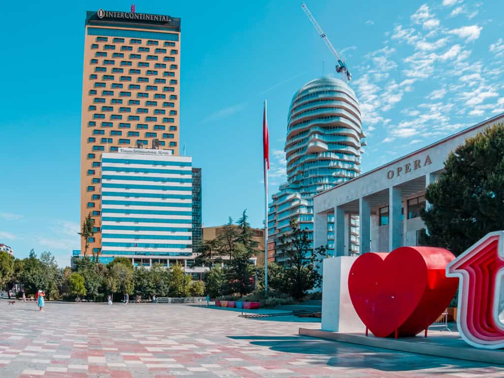 Skanderbeg Platz im Zentrum von Tirana, Albanien