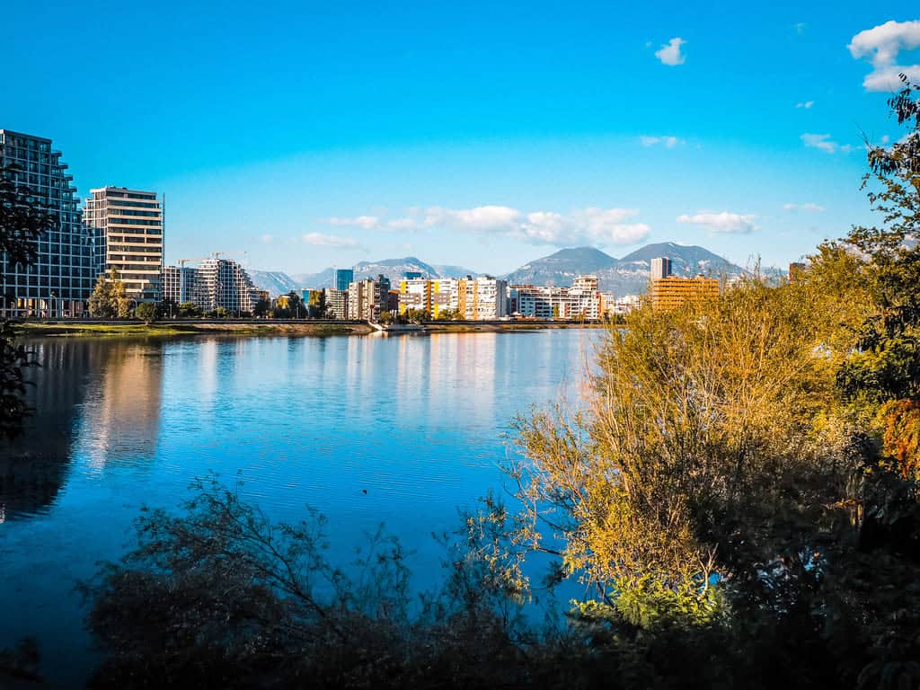 Bezienswaardigheden Tirana Park met meer