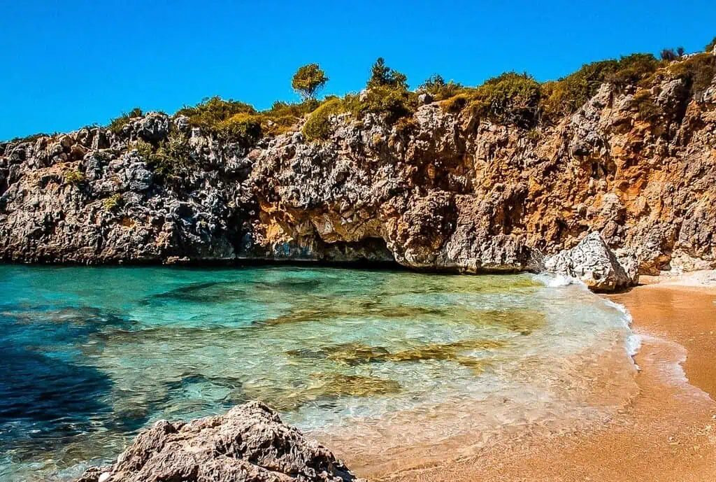 Aquarium Beach nahe Himare Albanien