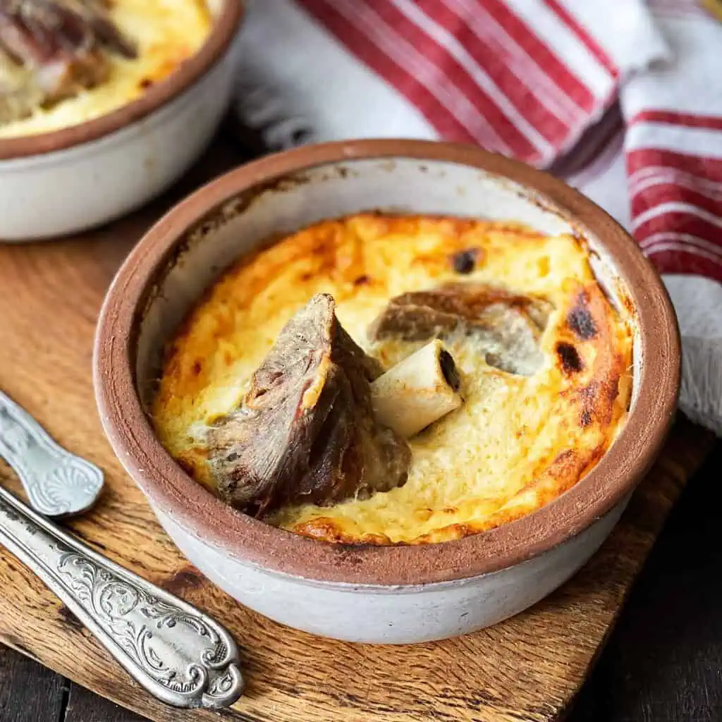 Typisches Albanisches Essen Tavë Kosi