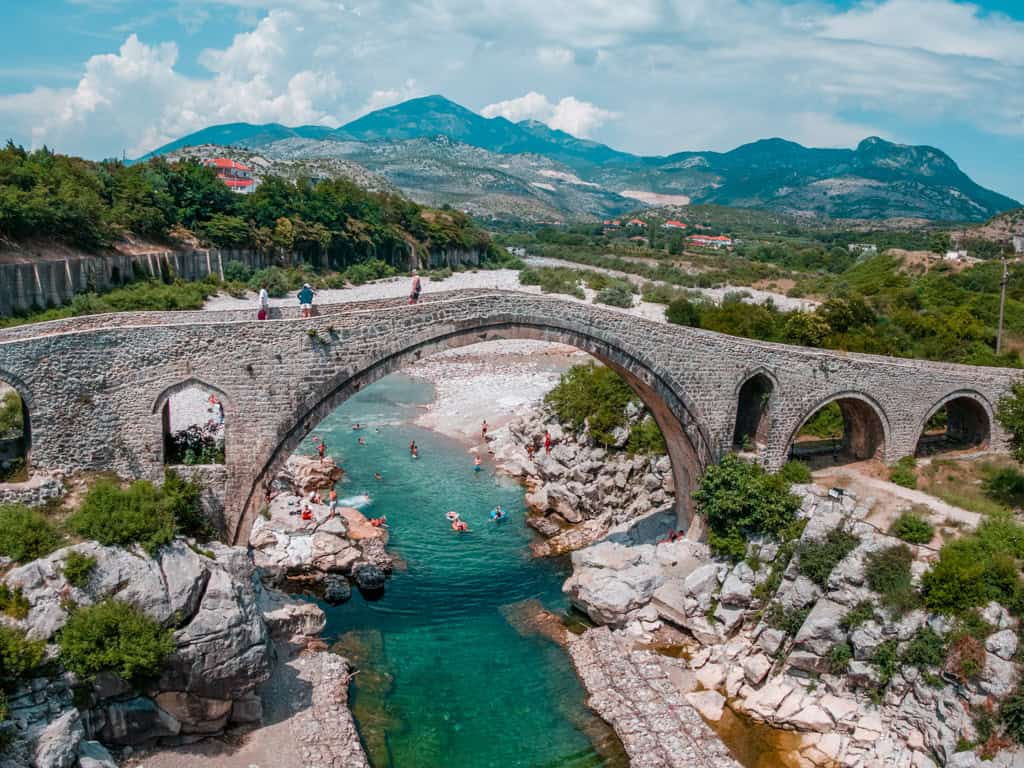 Shkodra ausflüge Mesi Bridge Baden
