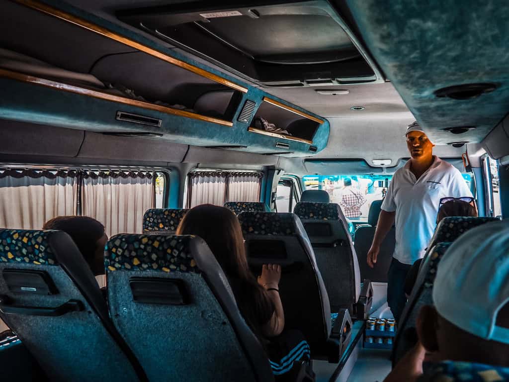 Bus Albanien Innenraum